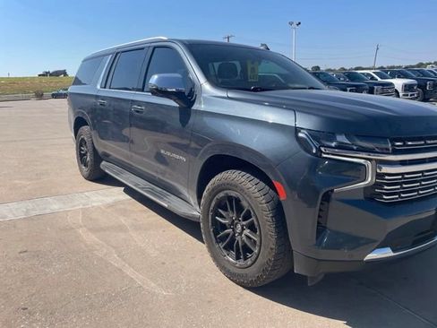 Used 2021 Chevrolet Suburban Premier w/ Premium Package AWD/4WD image 1