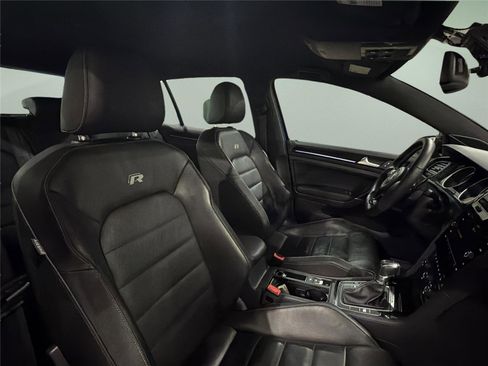 Used 2016 Volkswagen Golf R 4-Door AWD/4WD image 20
