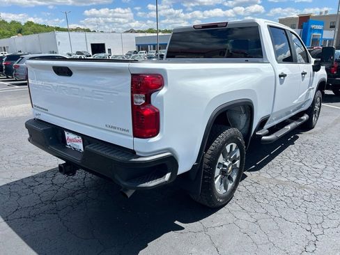 Used 2025 Chevrolet Silverado 2500 Custom w/ Custom Value Package AWD/4WD image 5