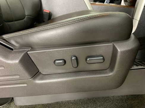 Used 2014 Ford F150 Lariat w/ Equipment Group 502A Luxury AWD/4WD image 22