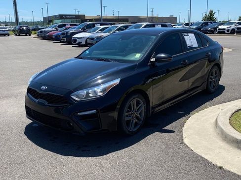 Certified 2021 Kia Forte GT-Line FWD image 3