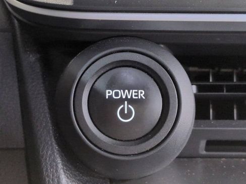 Used 2023 Toyota Prius LE FWD image 23
