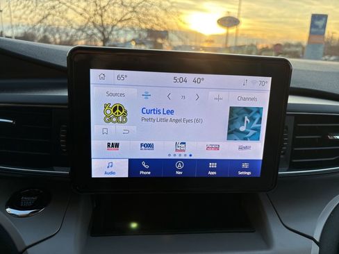 Used 2023 Ford Explorer XLT w/ Equipment Group 202A image 12