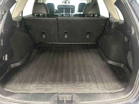 Used 2016 Subaru Outback 2.5i Limited image 14