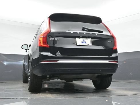 Used 2024 Volvo XC90 B6 Plus w/ Protection Package AWD/4WD image 40