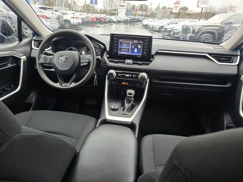 Certified 2021 Toyota RAV4 LE AWD/4WD image 14