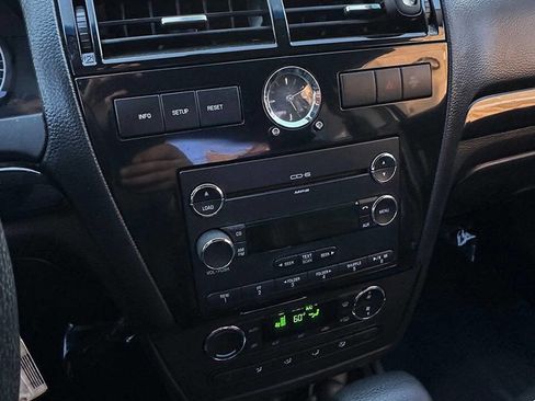 Used 2009 Ford Fusion SEL image 15