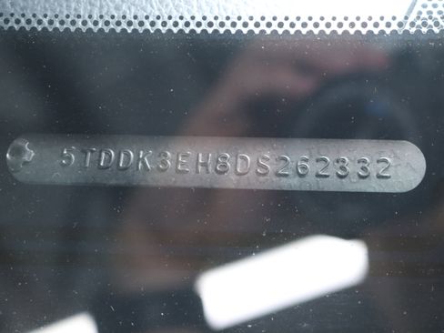 Used 2013 Toyota Highlander Limited image 64