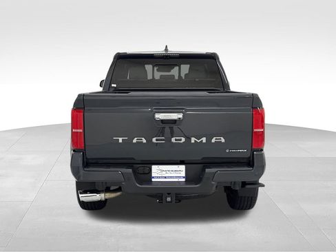 Used 2024 Toyota Tacoma Limited AWD/4WD image 6