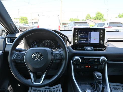 Used 2021 Toyota RAV4 XSE AWD/4WD image 21