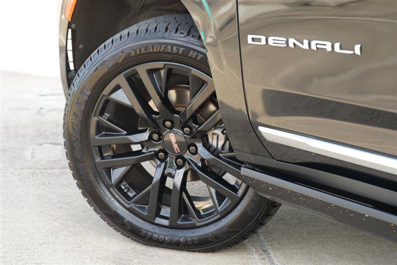 Used 2021 GMC Yukon Denali w/ Denali Premium Package AWD/4WD image 20