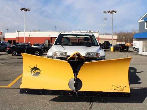 Used 2022 Ford F250 XL w/ STX Appearance Package image 5