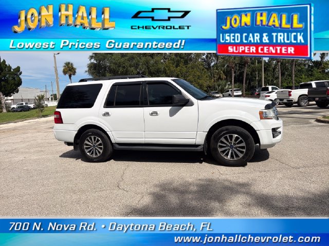 Used 2017 Ford Expedition XLT w/ Equipment Group 201A RWD image 13