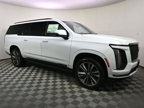 New 2026 Cadillac Escalade ESV Sport image 8