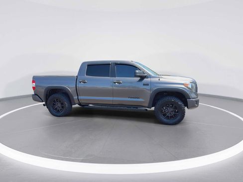Certified 2017 Toyota Tundra SR5 w/ TRD Off Road Package AWD/4WD image 9