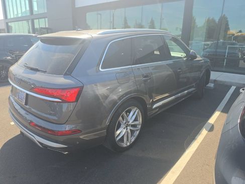 Used 2025 Audi Q7 3.0T Premium Plus w/ Premium Plus Package AWD/4WD image 3