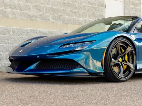 Used 2023 Ferrari SF90 Spider AWD/4WD image 30