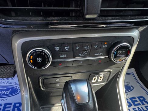 Used 2020 Ford EcoSport Titanium AWD/4WD image 4