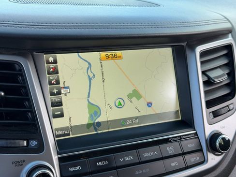 Used 2016 Hyundai Tucson Limited AWD/4WD image 18