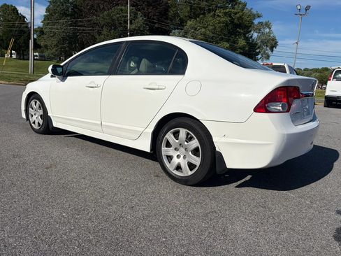 Used 2011 Honda Civic LX image 5