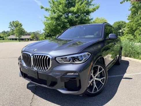 Used 2019 BMW X5 xDrive50i w/ M Sport Package AWD/4WD image 2
