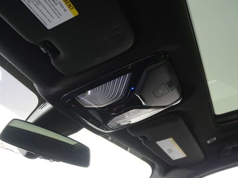 Used 2021 BMW X5 sDrive40i w/ Premium Package image 22