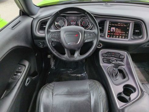 Used 2015 Dodge Challenger R/T w/ Quick Order Package 28B R/T RWD image 15