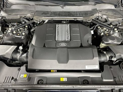 Used 2019 Land Rover Range Rover Sport Supercharged AWD/4WD image 32