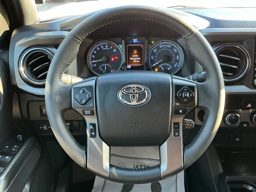 Used 2023 Toyota Tacoma TRD Off-Road AWD/4WD image 17