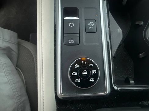 Certified 2023 Nissan Pathfinder SL AWD/4WD image 29