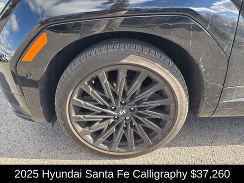 Used 2025 Hyundai Santa Fe Calligraphy image 9