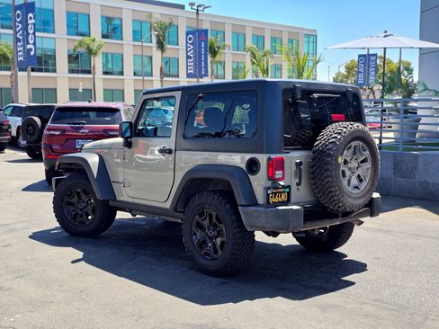 Used 2017 Jeep Wrangler Sport AWD/4WD image 6