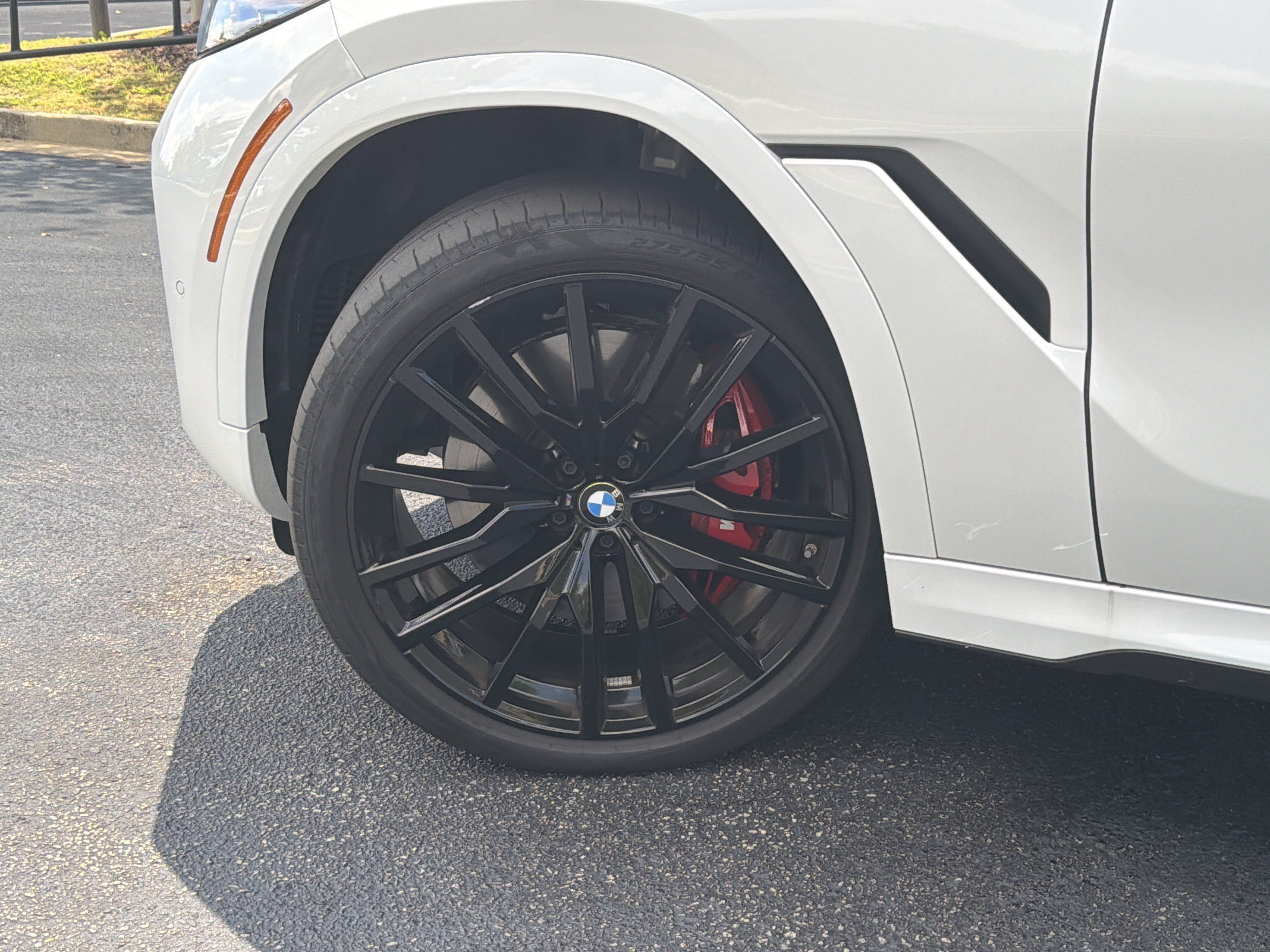 Used 2026 BMW X6 M60i AWD/4WD image 14