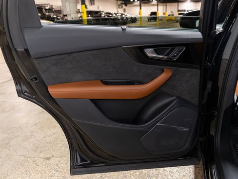 Used 2019 Audi Q7 3.0T Prestige w/ Prestige Package image 40