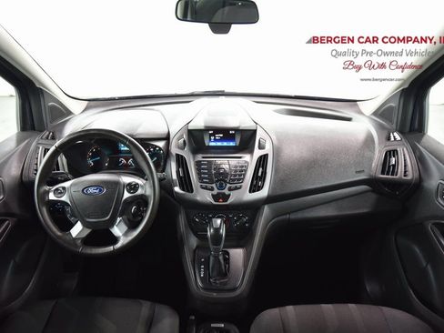 Used 2016 Ford Transit Connect XLT image 16