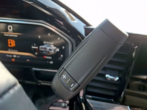 New 2026 GMC Sierra 1500 Elevation image 10