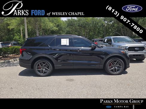 Certified 2025 Ford Explorer ST w/ Sun And Sound Package AWD/4WD image 3