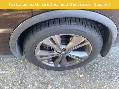 Certified 2019 Nissan Murano Platinum w/ Cargo Package FWD image 5