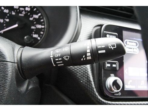 Used 2024 Nissan Kicks SV FWD image 18