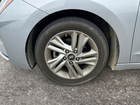 Used 2020 Hyundai Elantra Value Edition image 8