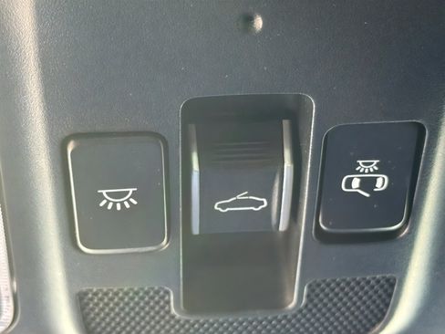 Used 2023 Kia Stinger GT2 image 31