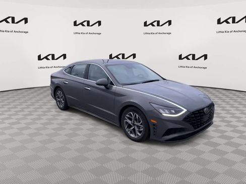 Used 2023 Hyundai Sonata SEL w/ Convenience Package image 2