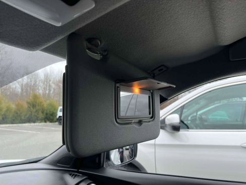 Used 2023 Nissan Kicks SR w/ Exterior Package FWD image 10