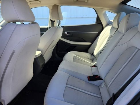 Used 2023 Hyundai Sonata SE image 14