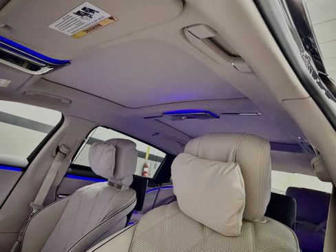New 2026 Mercedes-Benz Maybach S 580 4MATIC image 21