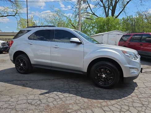 Used 2017 Chevrolet Equinox LT w/ Convenience Package image 6