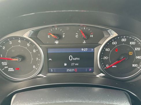 Used 2023 GMC Terrain AT4 image 27