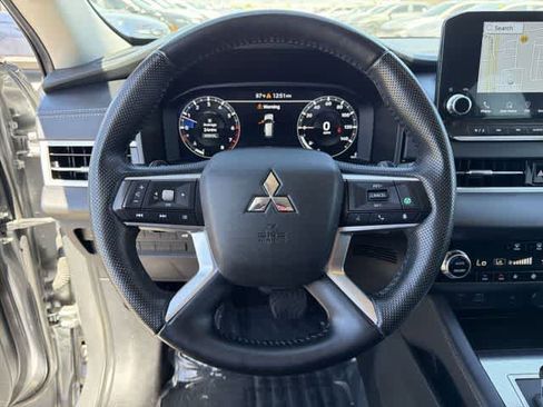 Used 2024 Mitsubishi Outlander SEL FWD image 20