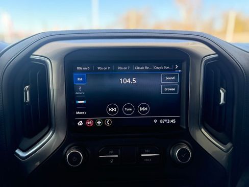 Used 2021 Chevrolet Silverado 1500 RST image 23