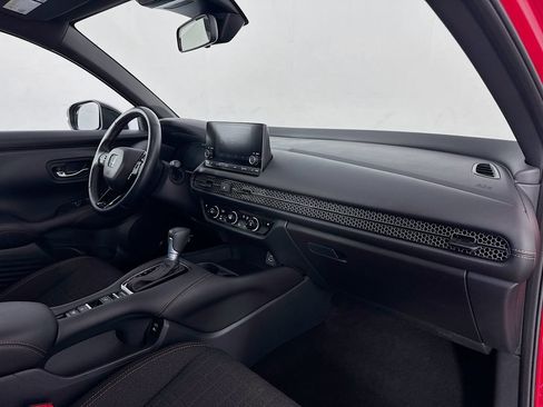 Used 2025 Honda HR-V Sport image 33
